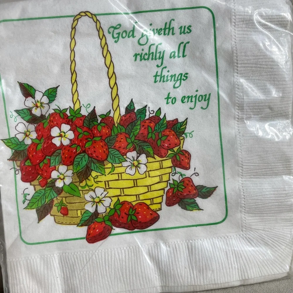 Vintage New In Package Strawberry Basket Paper Napkins Set Of 20